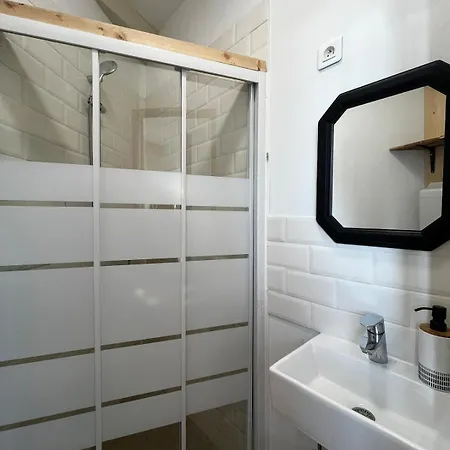 Le Dome, Atypical Cocoon *